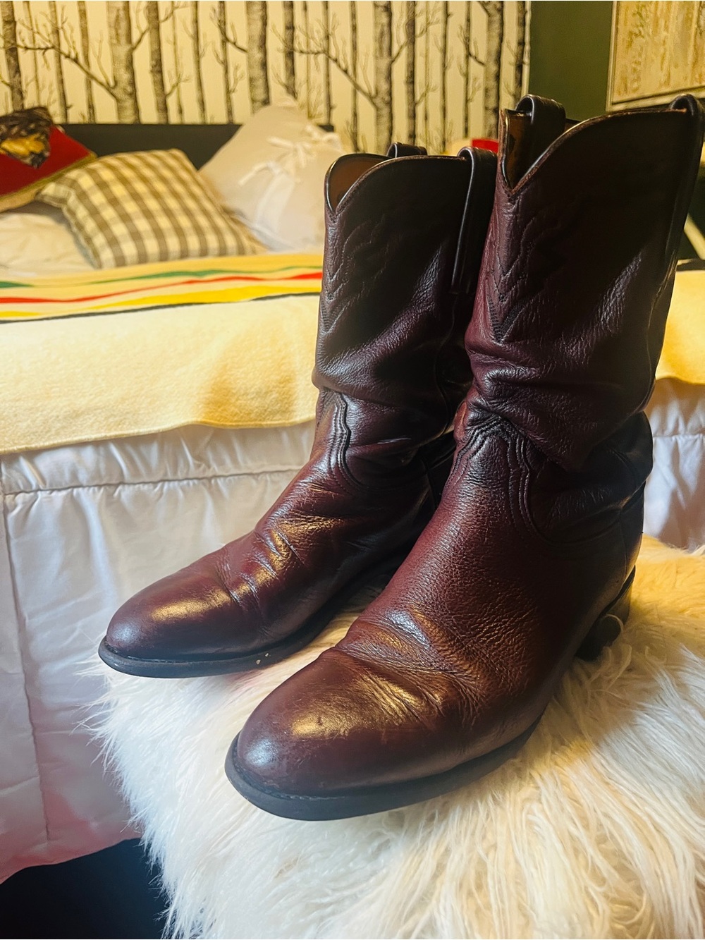 Lucchese Women’s Leather Western Boots - Burgundy Brown